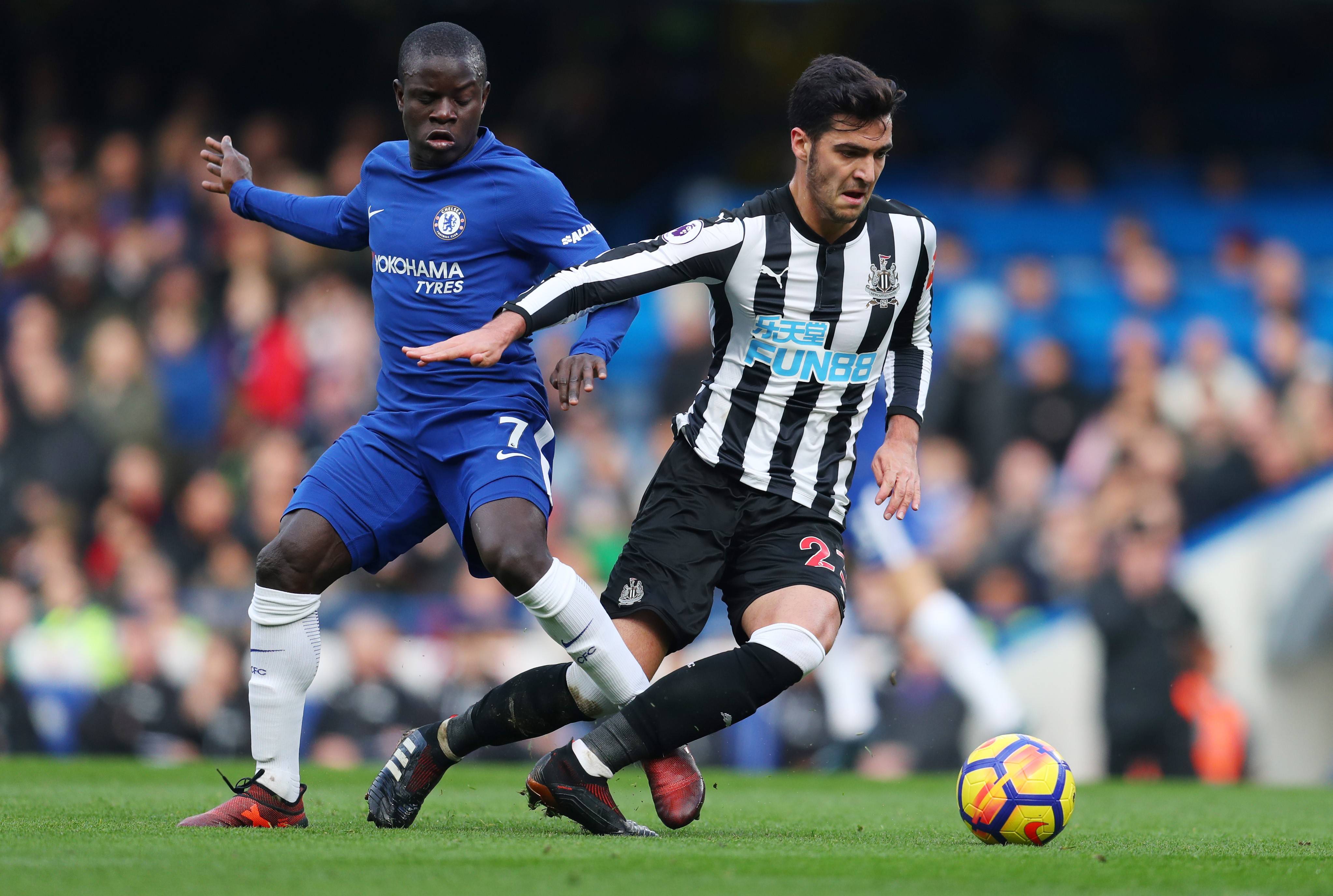 切尔西队迎来一场激烈的对决，成功晋级