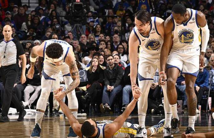 库里，公牛，引发争议！